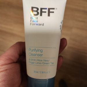 Purifying Cleanser New 💥